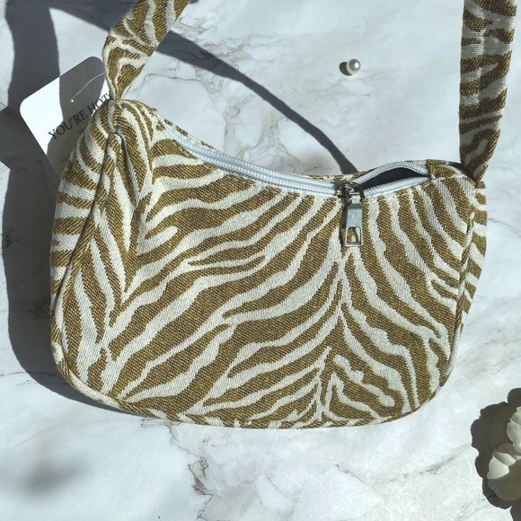 Hc Boutique Women's Tan & White Zebra Striped Shoulder Bag - Picture 5 of 5